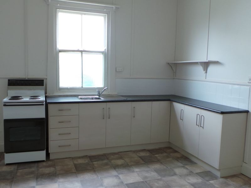 49 Byrnes Avenue, Tamworth NSW 2340