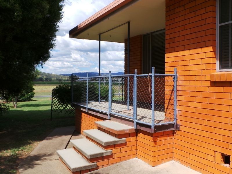 2/22 Harrier Parade, Tamworth NSW 2340