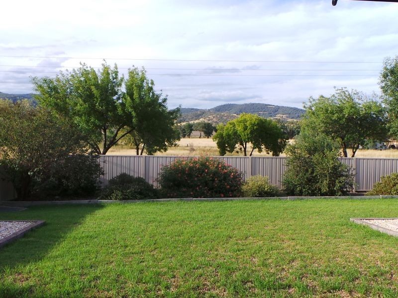 11 Rosella Avenue, Tamworth NSW 2340