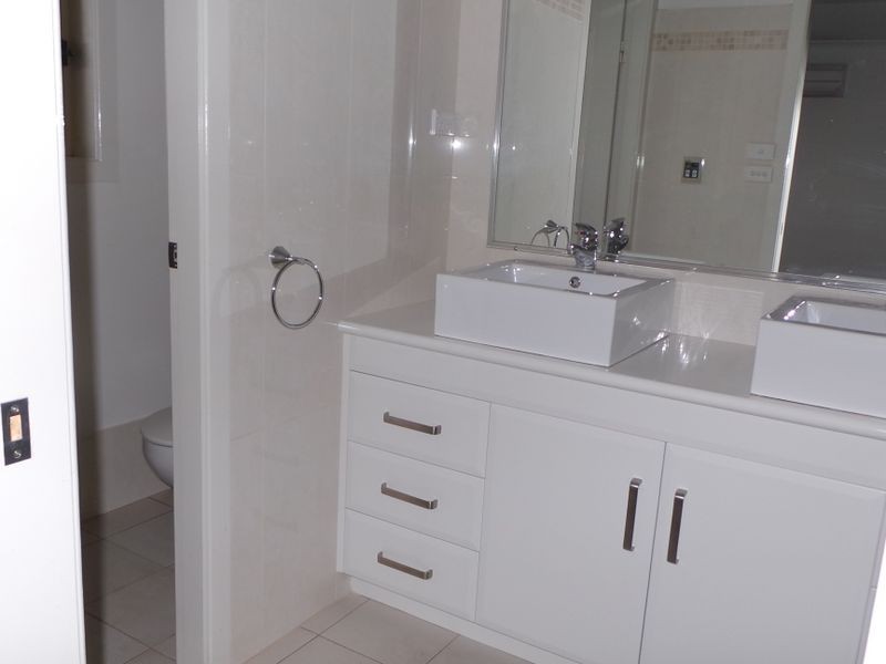 56 Blaxland Way, Tamworth NSW 2340