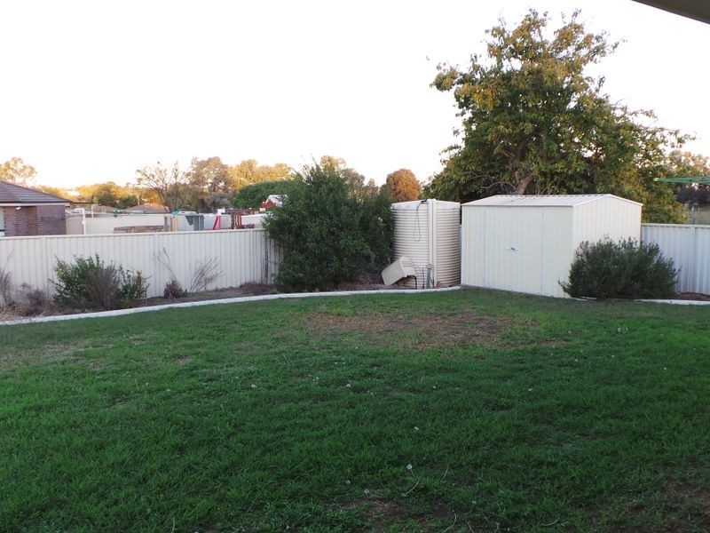 56 Blaxland Way, Tamworth NSW 2340