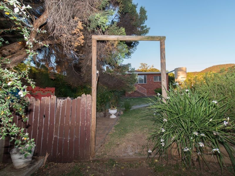 123 Upper Street, Tamworth NSW 2340