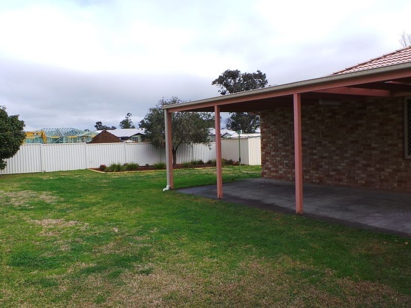 34 Wahroonga Drive, Tamworth NSW 2340