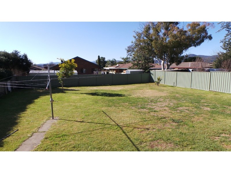 110 Robert Street, Tamworth NSW 2340