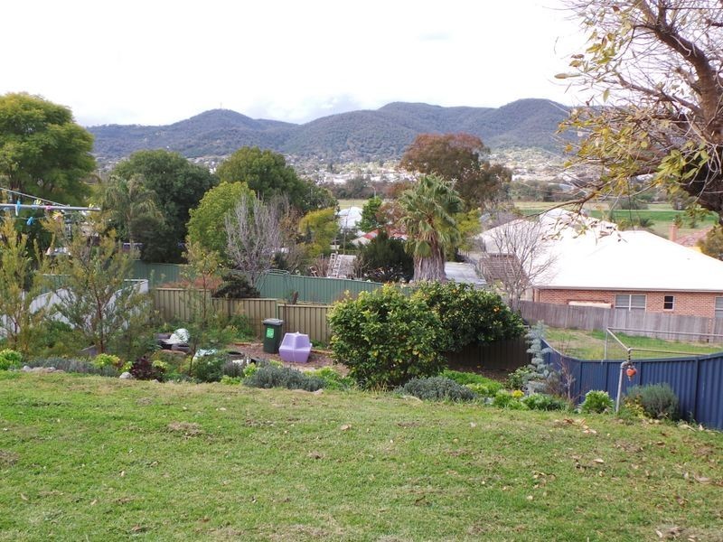 122 Crown Street, Tamworth NSW 2340