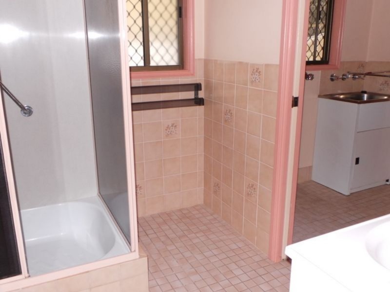 1/324 Armidale Road, Tamworth NSW 2340