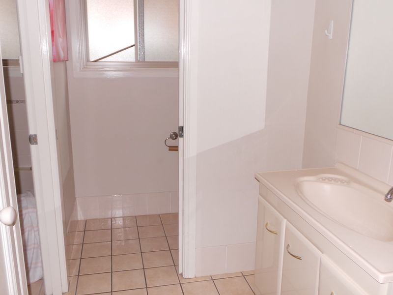 8 Burdekin Place, Tamworth NSW 2340