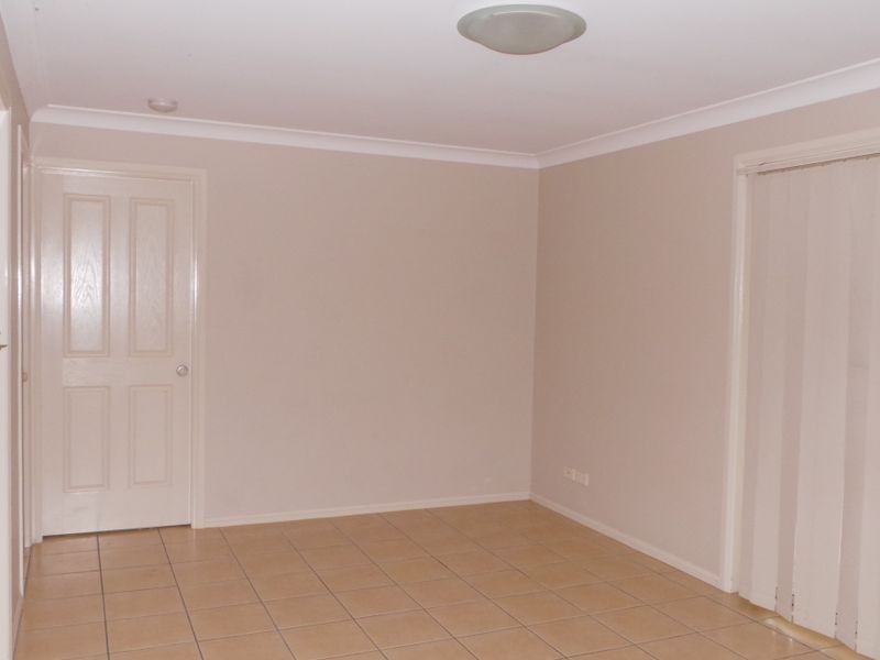 8 Burdekin Place, Tamworth NSW 2340