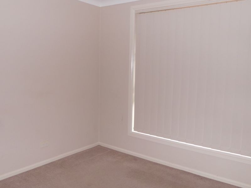 8 Burdekin Place, Tamworth NSW 2340