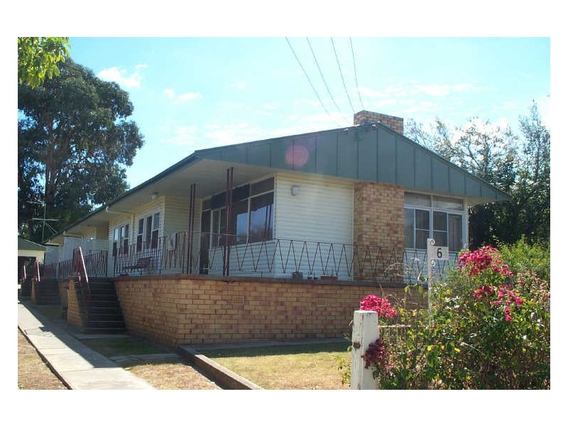 1/6 East Street, Tamworth NSW 2340
