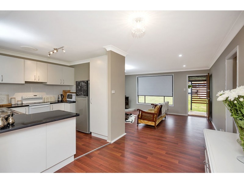 13 Angela Street, Tamworth NSW 2340