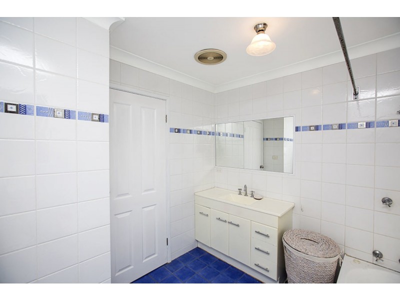 13 Angela Street, Tamworth NSW 2340