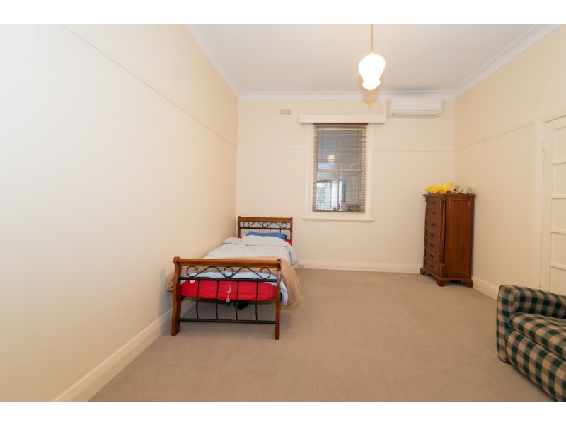 30 Raglan Street, Tamworth NSW 2340