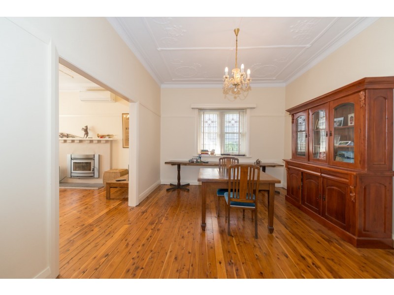 30 Raglan Street, Tamworth NSW 2340