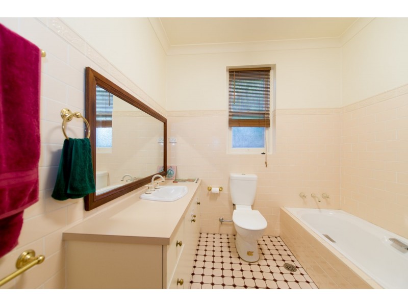 30 Raglan Street, Tamworth NSW 2340