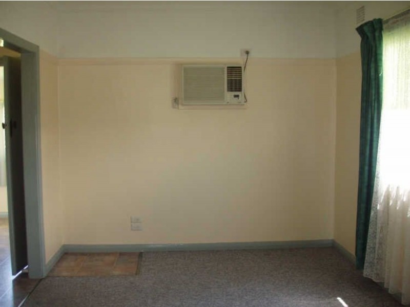 2 Cambridge Street, Tamworth NSW 2340