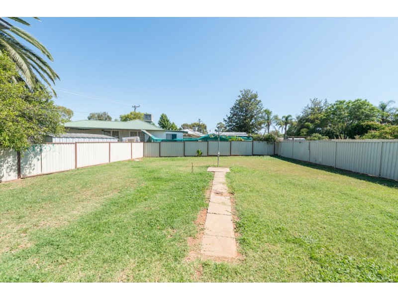 168 Robert Street, Tamworth NSW 2340