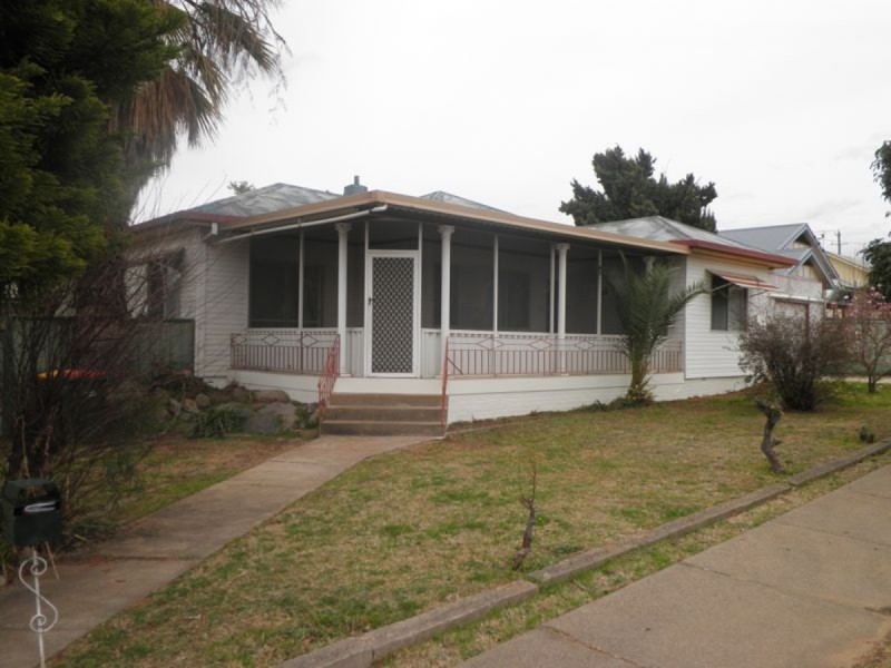 20 Dean Street, Tamworth NSW 2340