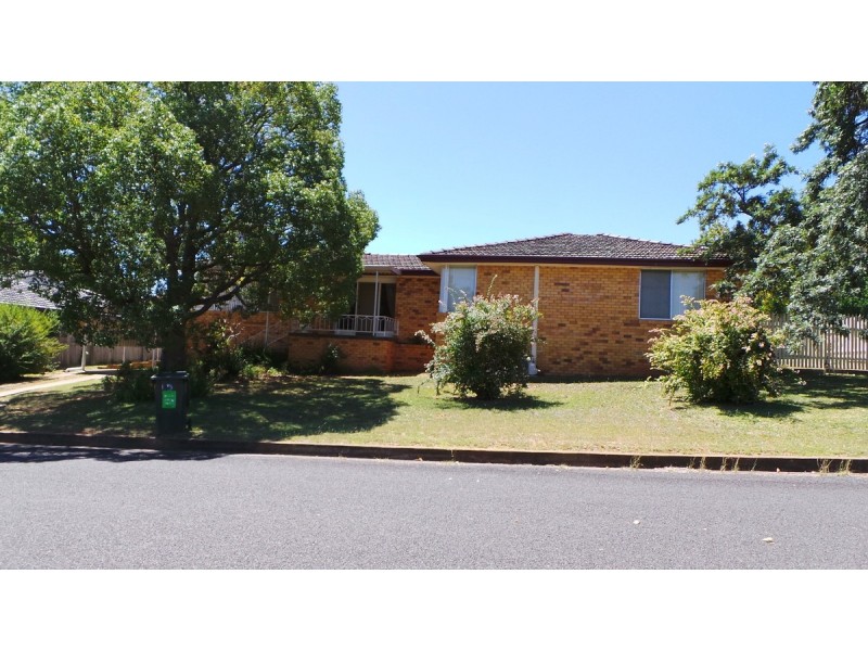 12 Ashburton Street, Tamworth NSW 2340