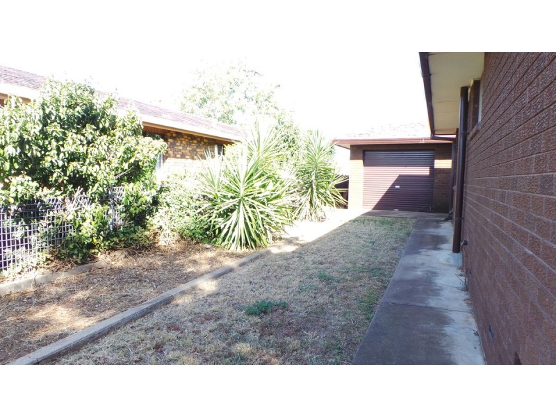 19 Myrl Street, Tamworth NSW 2340