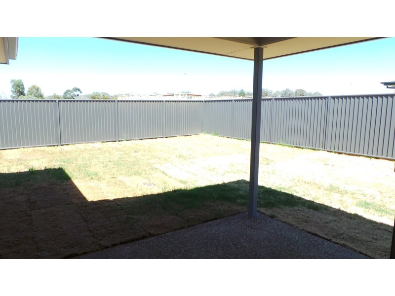 16 Kingham Street, Tamworth NSW 2340