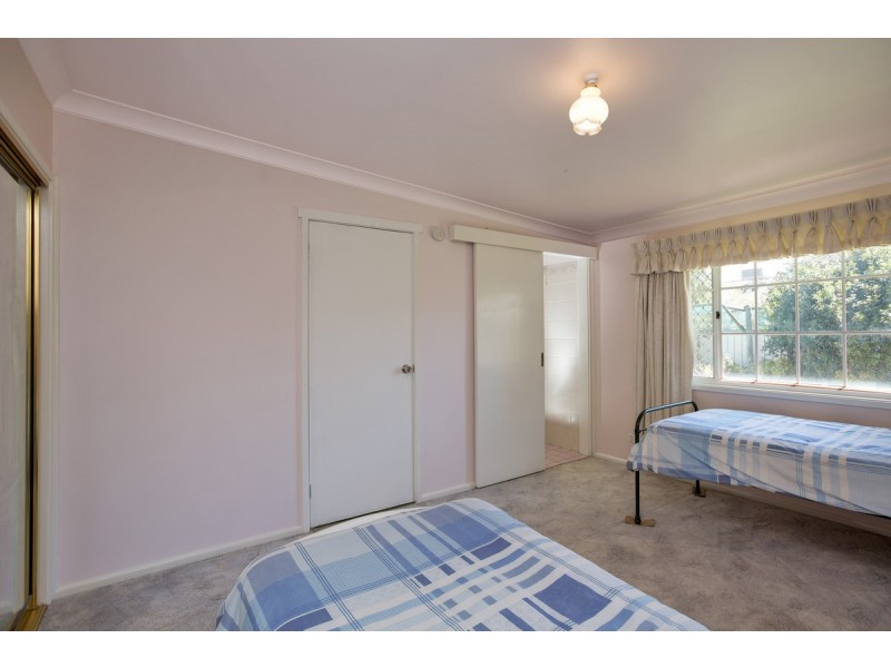3 Waree Drive, Tamworth NSW 2340