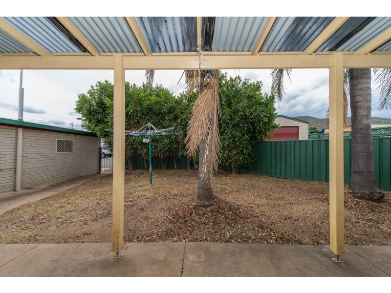 4 Byrnes Avenue, Tamworth NSW 2340