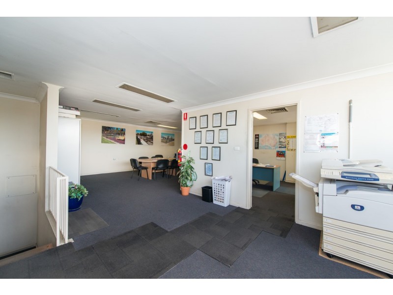 14-18 Avro Street, Tamworth NSW 2340
