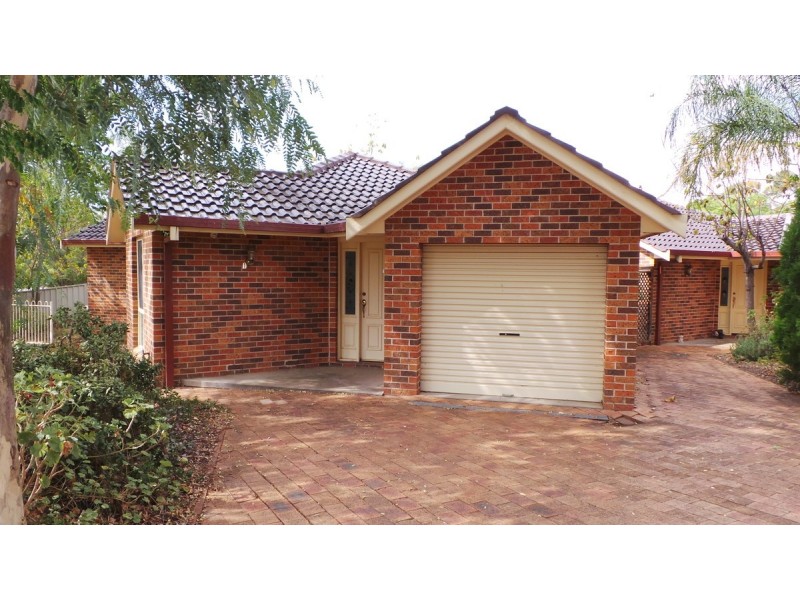 1/2a Darrell Road, Tamworth NSW 2340