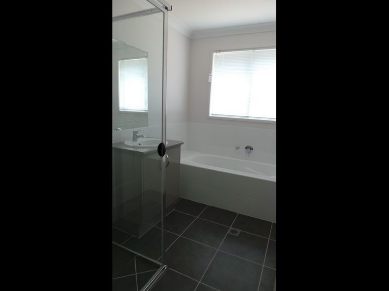 12 Mckinlay Place, Tamworth NSW 2340