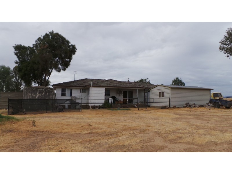 103 Bective Lane, Tamworth NSW 2340