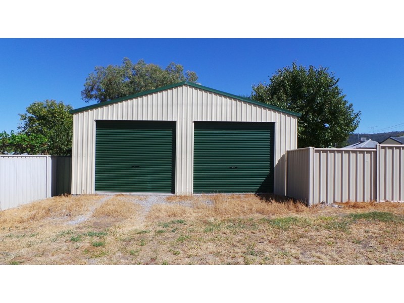 2 Laurel Street, Tamworth NSW 2340