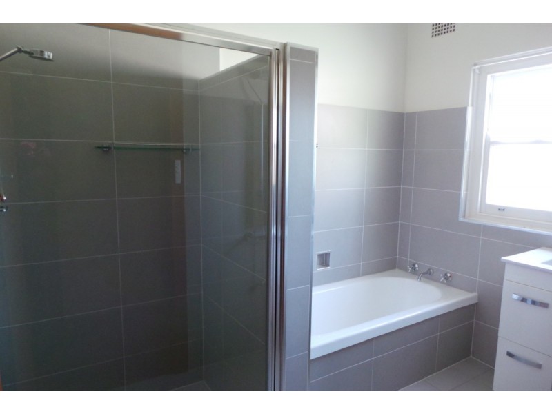 109 Crown Street, Tamworth NSW 2340