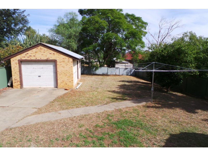 109 Crown Street, Tamworth NSW 2340