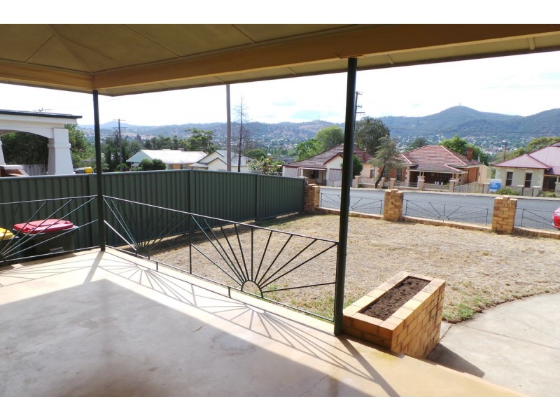 109 Crown Street, Tamworth NSW 2340