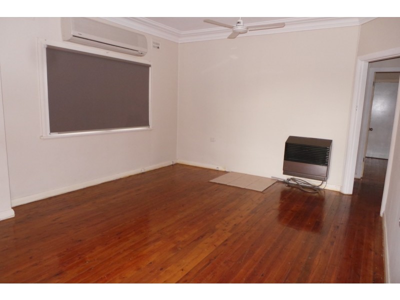 76 Belmore Street, Tamworth NSW 2340