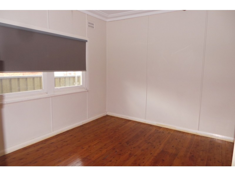 76 Belmore Street, Tamworth NSW 2340