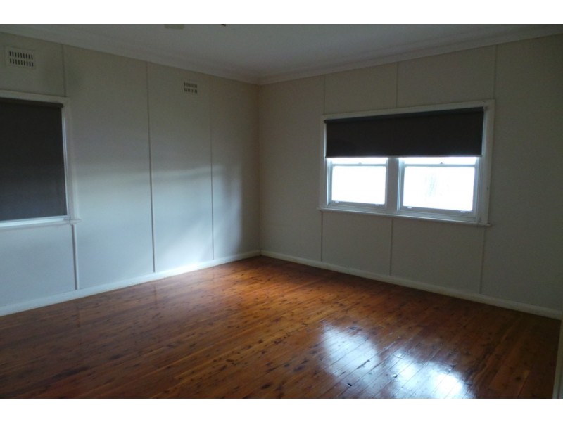 76 Belmore Street, Tamworth NSW 2340