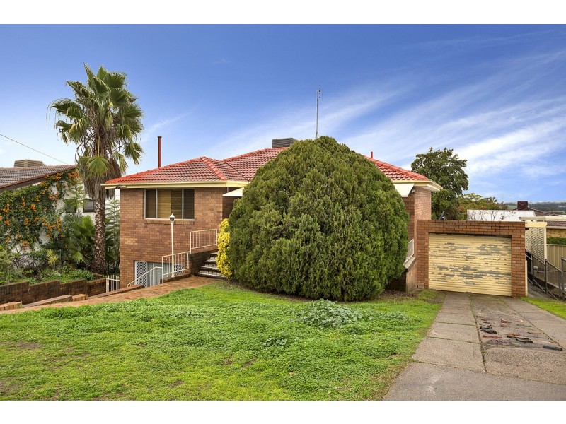 13 Grant Street, Tamworth NSW 2340