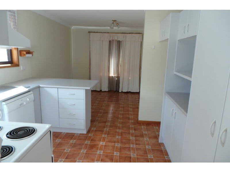 86 Edward Street, Tamworth NSW 2340