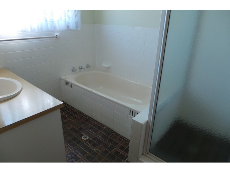86 Edward Street, Tamworth NSW 2340
