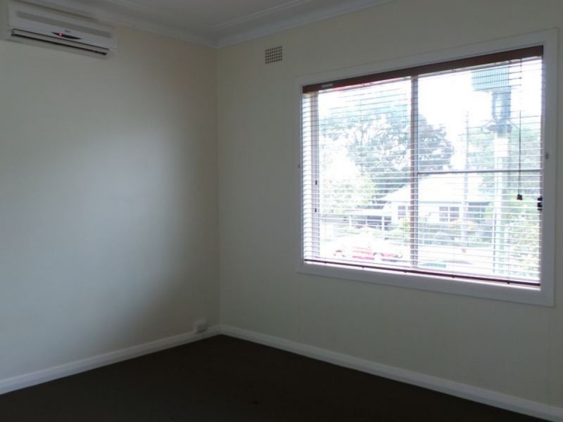 16 Sapphire Crescent, Tamworth NSW 2340