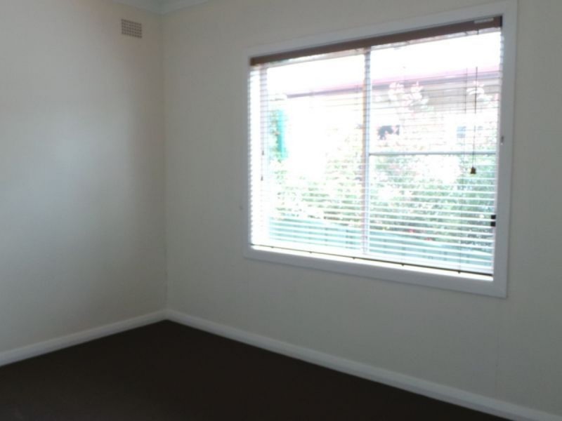 16 Sapphire Crescent, Tamworth NSW 2340