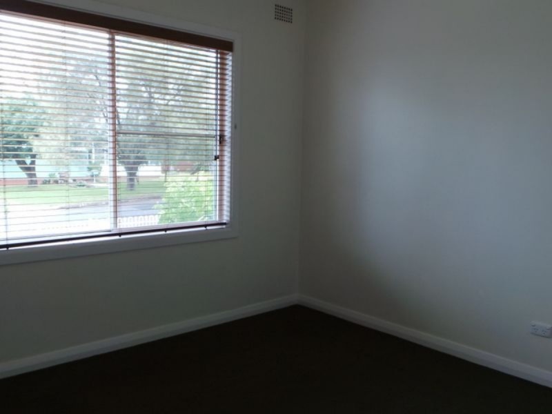 16 Sapphire Crescent, Tamworth NSW 2340