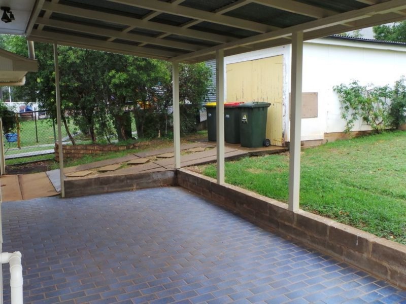 16 Sapphire Crescent, Tamworth NSW 2340