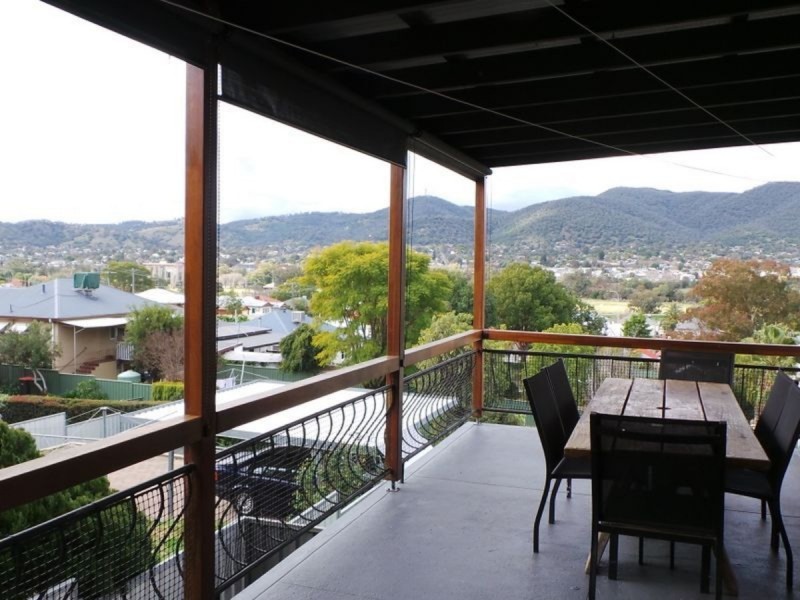 122 Crown Street, Tamworth NSW 2340