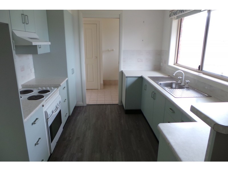 12 The Retreat, Tamworth NSW 2340