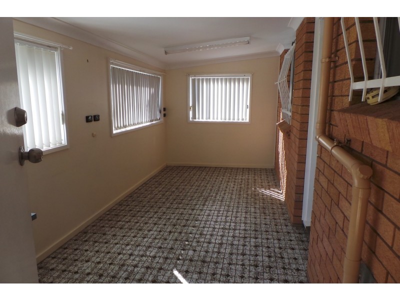 32 McRae Street, Tamworth NSW 2340