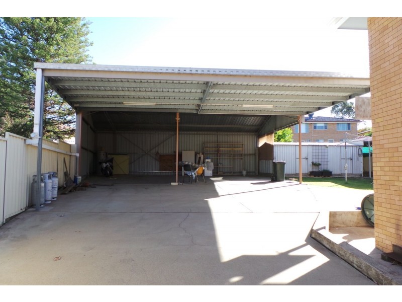 32 McRae Street, Tamworth NSW 2340