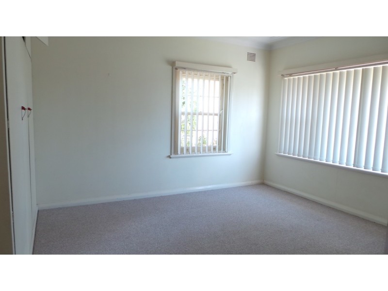 100-102 Belmore Street, Tamworth NSW 2340